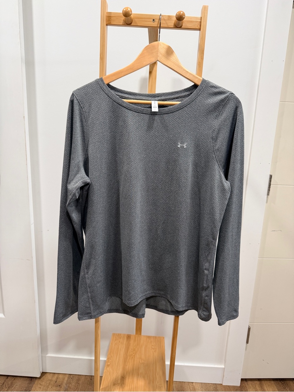 Under Armour Women's Long Sleeve Athletic Top - Gray Heather